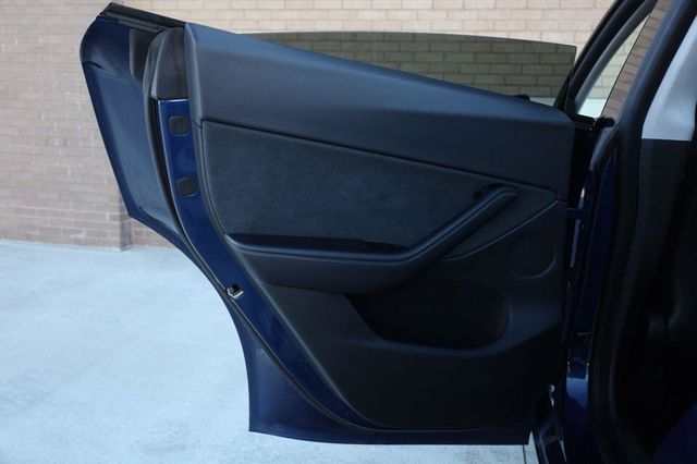 2021 Tesla Model Y Long Range - 23098185 - 18