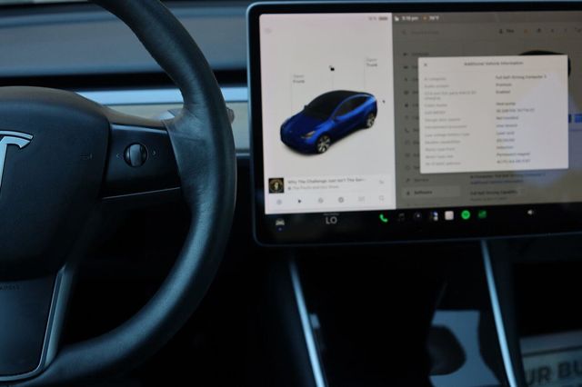 2021 Tesla Model Y Long Range - 23098185 - 32