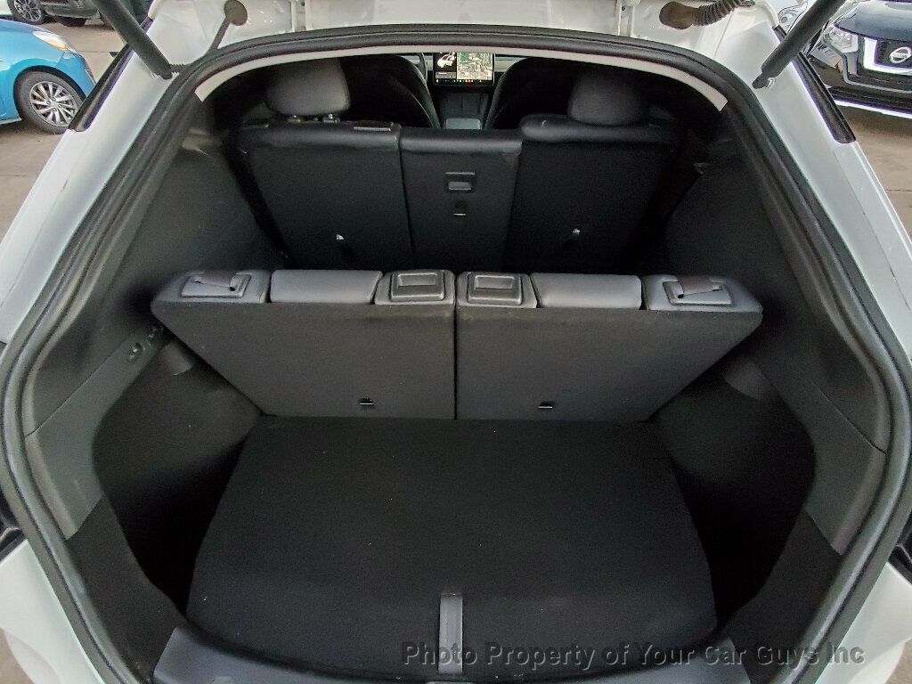 2021 Tesla Model Y Long Range 3rd Row Seat - 22946209 - 30