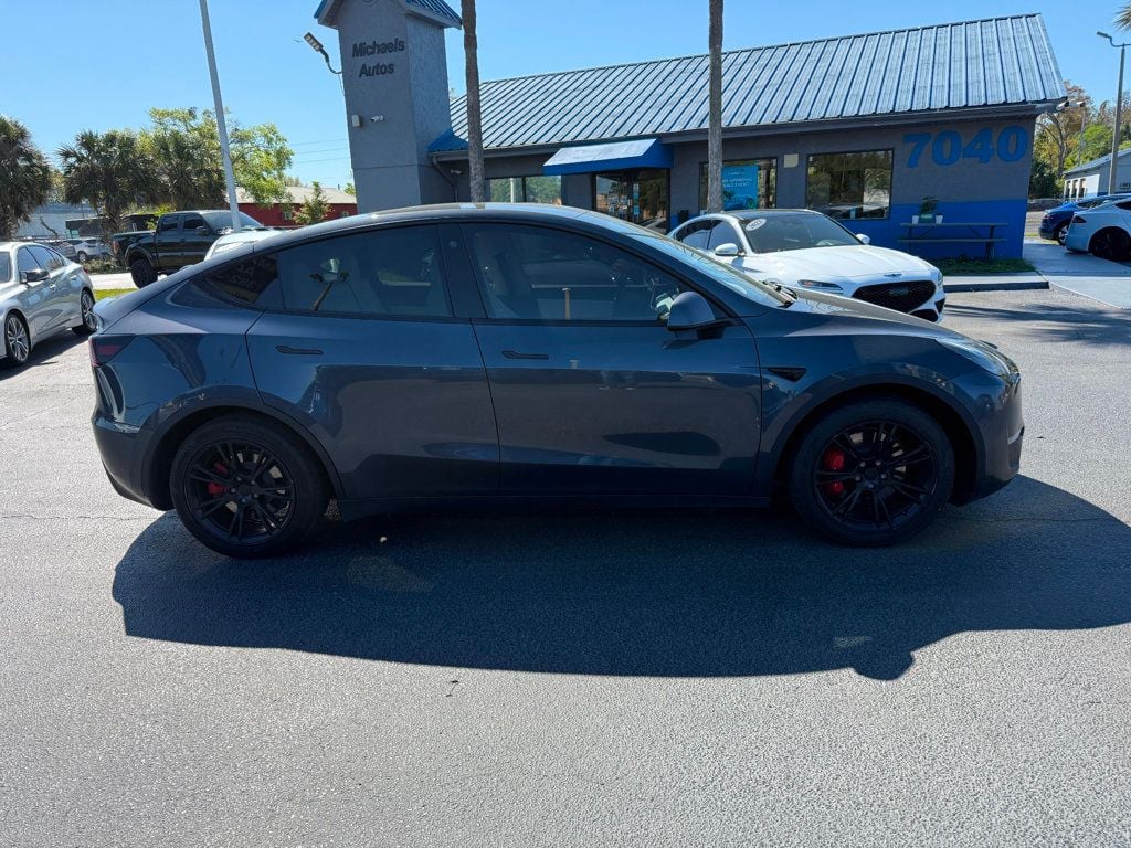 2021 Tesla Model Y **Long Range** 7 PASSENGERS** - 22791275 - 2