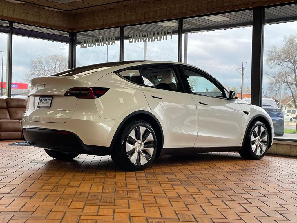 2021 Tesla Model Y Long Range AWD - 23011283 - 9