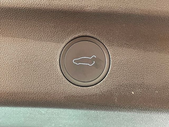 2021 Tesla Model Y Long Range AWD - 23011283 - 18