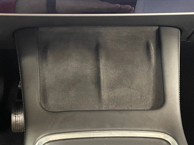 2021 Tesla Model Y Long Range AWD - 23011283 - 32
