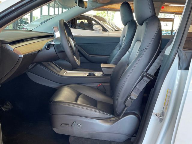 2021 Tesla Model Y Long Range AWD - 23040573 - 9