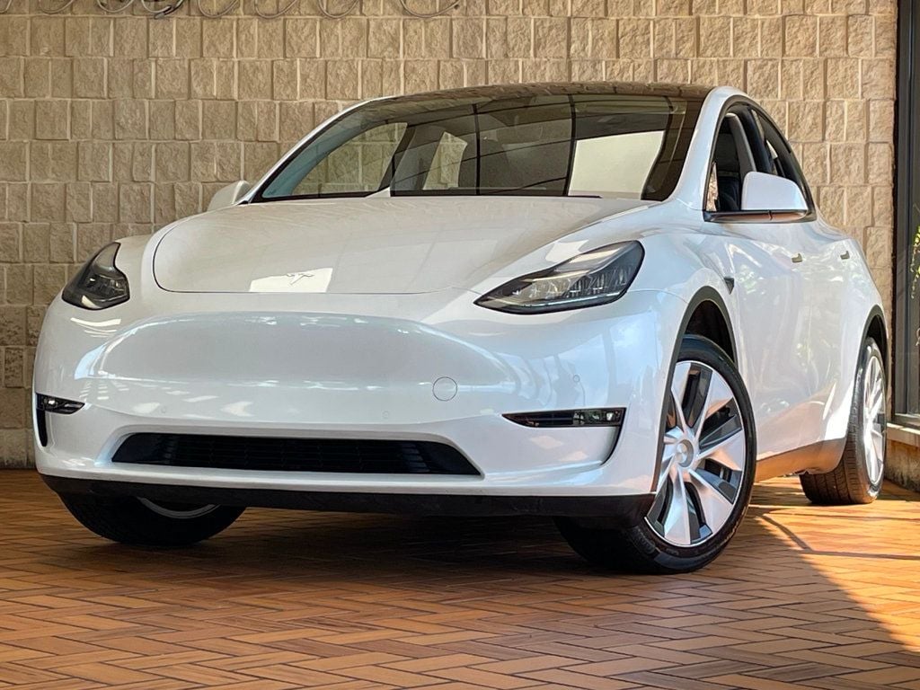 2021 Tesla Model Y Long Range AWD - 23040573 - 1