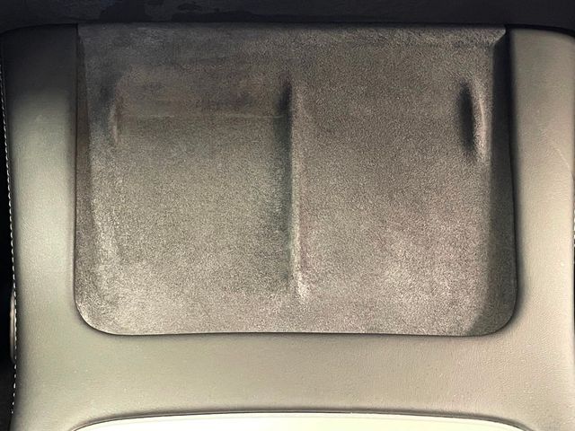 2021 Tesla Model Y Long Range AWD - 23040573 - 33