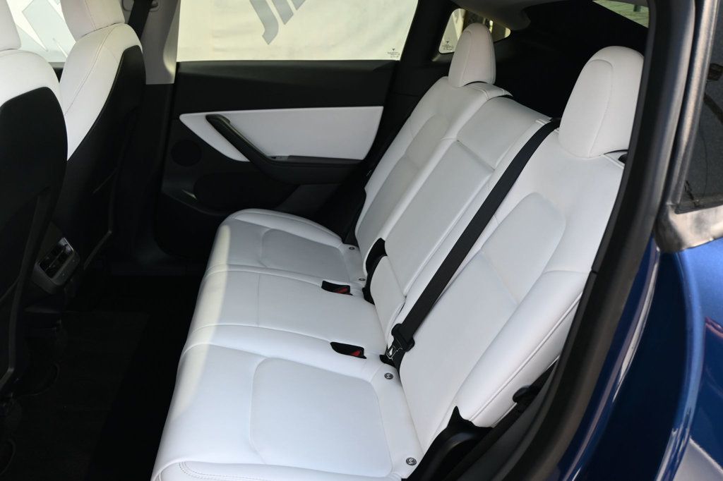 2021 Tesla Model Y Long Range photo 13