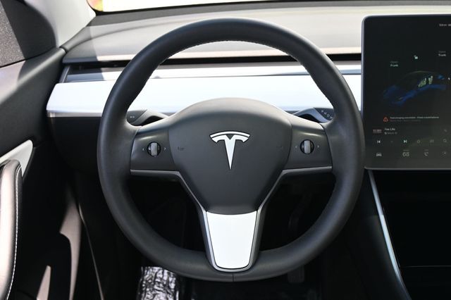 2021 Tesla Model Y Long Range AWD - 22817864 - 8