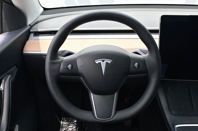 2021 Tesla Model Y Long Range AWD - 23010989 - 8