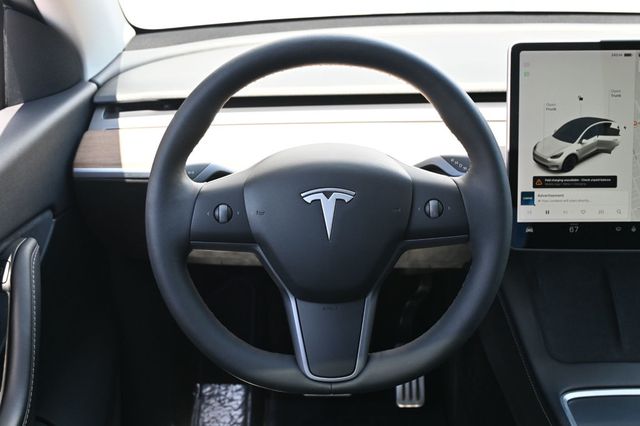 2021 Tesla Model Y Long Range AWD - 23019829 - 9