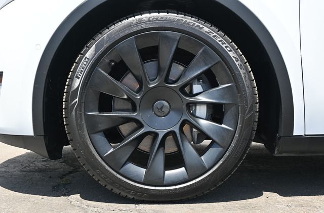 2021 Tesla Model Y Long Range AWD - 23019829 - 6