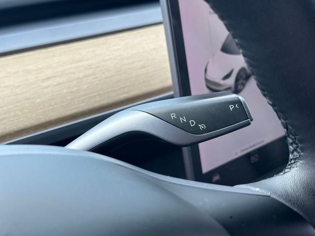 2021 Tesla Model Y Long Range AWD - 22649700 - 17