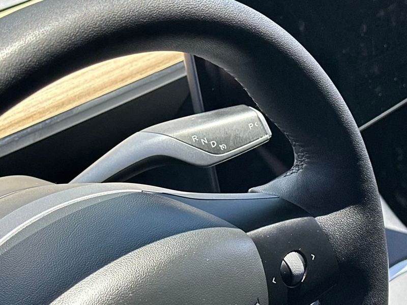 2021 Tesla Model Y Long Range photo 16