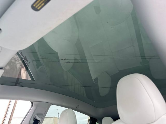 2021 Tesla Model Y Long Range AWD - 22999846 - 18