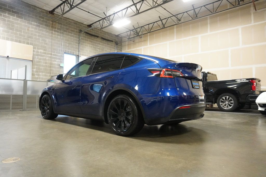 2021 Tesla Model Y Long Range photo 3