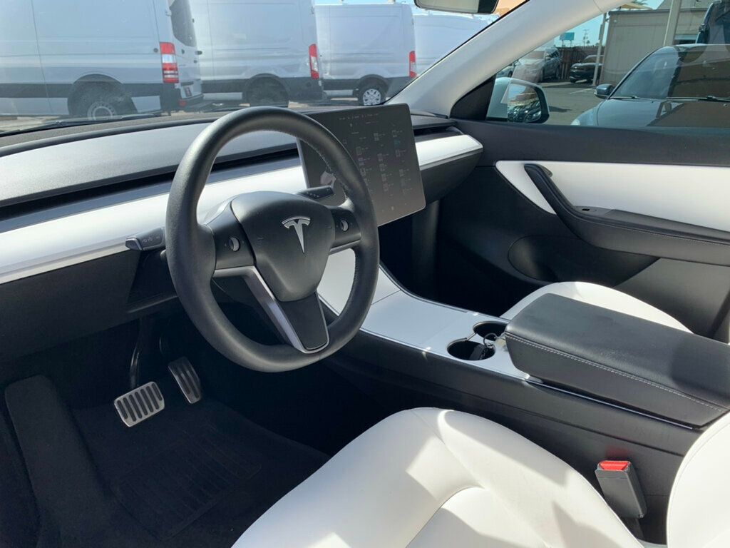 2021 Tesla Model Y Long Range AWD - 22940191 - 16