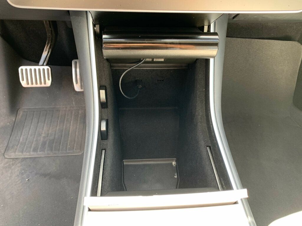 2021 Tesla Model Y Long Range AWD - 22940191 - 21