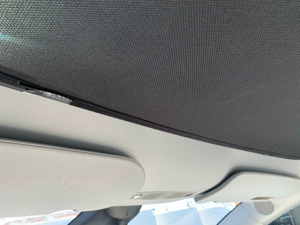 2021 Tesla Model Y Long Range AWD - 22940191 - 24