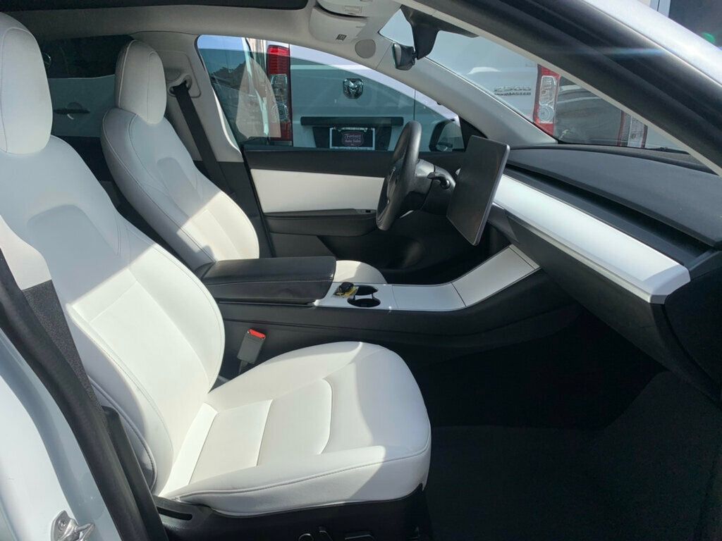 2021 Tesla Model Y Long Range AWD - 22940191 - 27