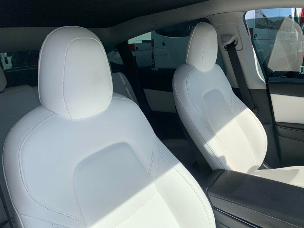 2021 Tesla Model Y Long Range AWD - 22940191 - 31