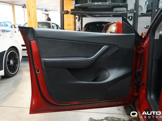 2021 Tesla Model Y Long Range AWD - 23005591 - 9