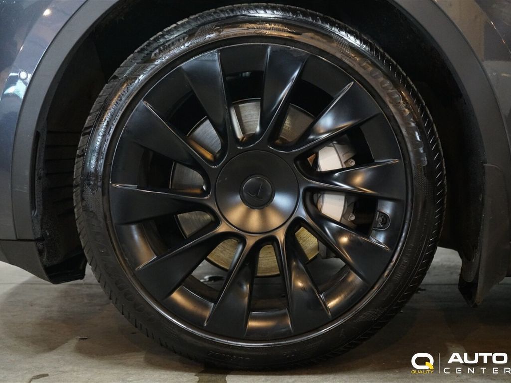 2021 Tesla Model Y Long Range AWD - 23005601 - 6