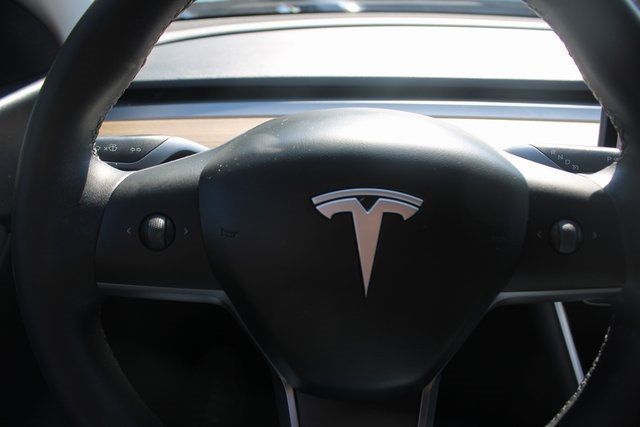 2021 Tesla Model Y Long Range photo 10