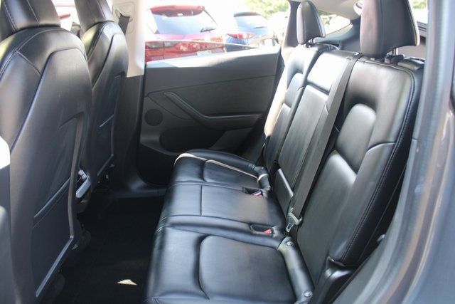 2021 Tesla Model Y Long Range photo 16