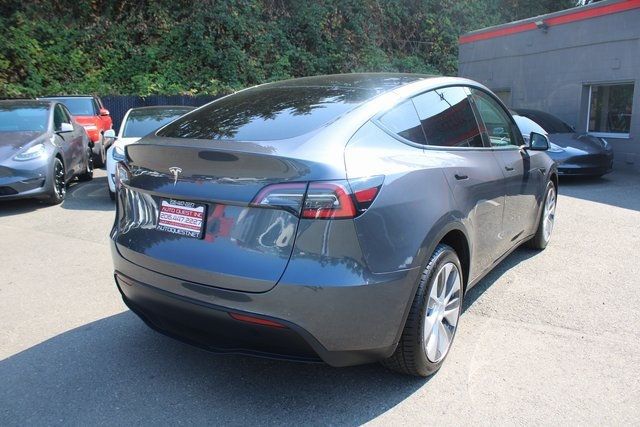 2021 Tesla Model Y Long Range photo 3