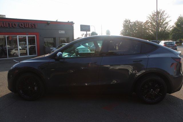 2021 Tesla Model Y Long Range photo 6