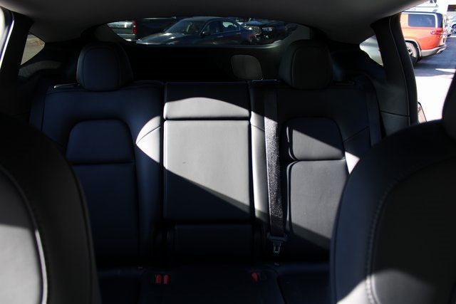 2021 Tesla Model Y Long Range photo 19