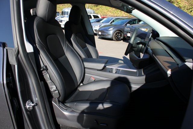 2021 Tesla Model Y Long Range photo 21