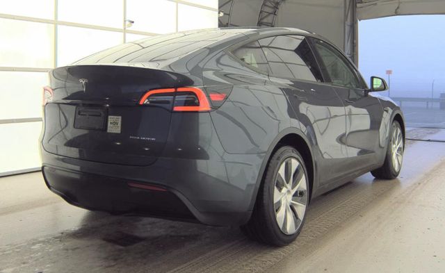 2021 Tesla Model Y Long Range AWD - 22970105 - 2