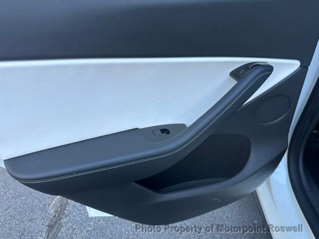 2021 Tesla Model Y Long Range AWD - 22929544 - 17