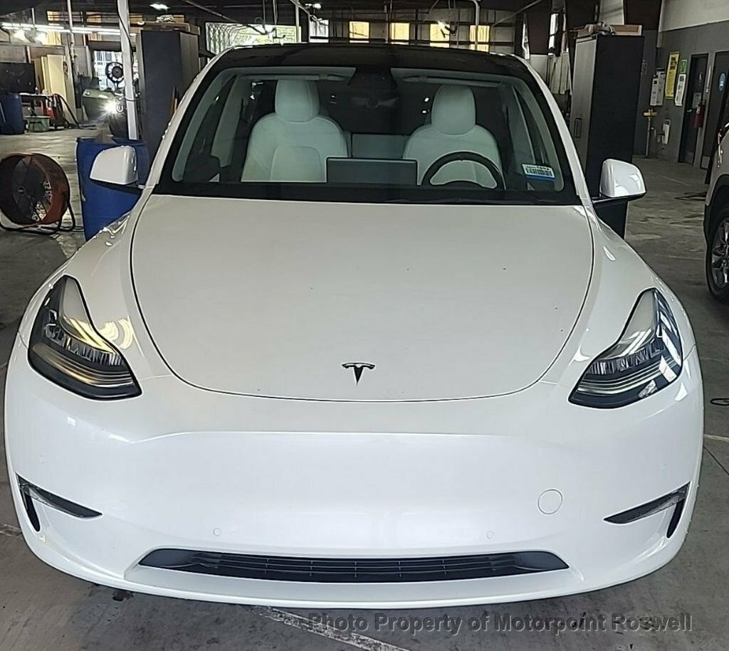 2021 Tesla Model Y Long Range photo 3
