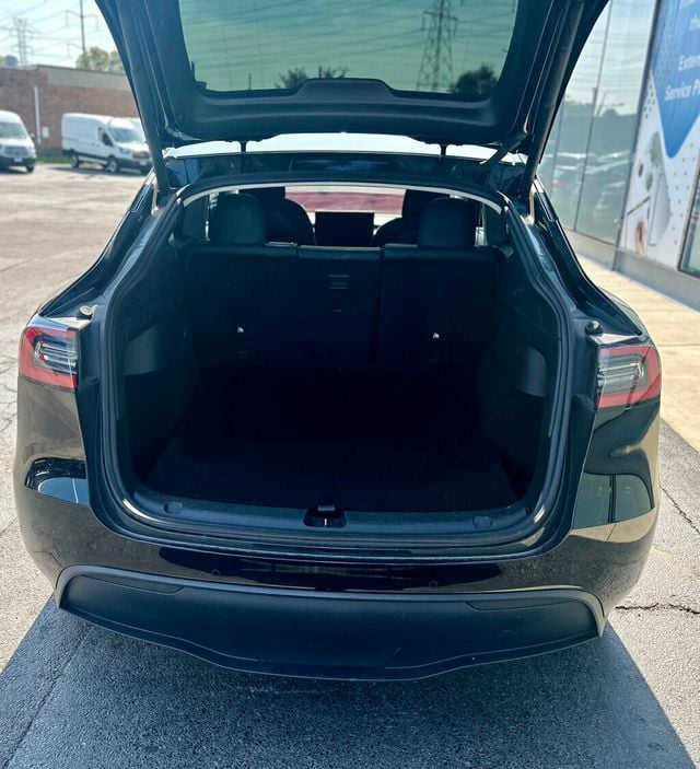 2021 Tesla Model Y Long Range AWD - 22582690 - 24