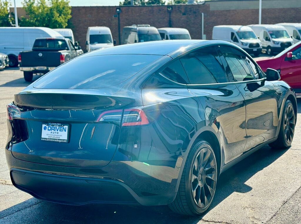 2021 Tesla Model Y Long Range AWD - 22582690 - 4