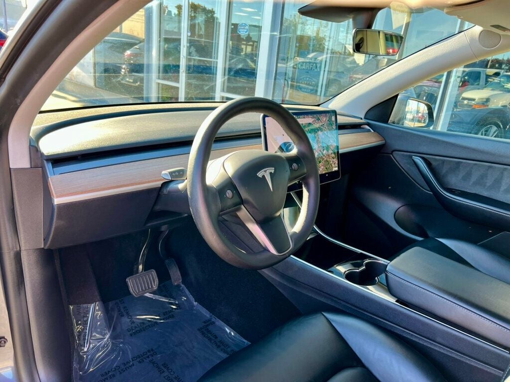2021 Tesla Model Y Long Range AWD - 22930403 - 11