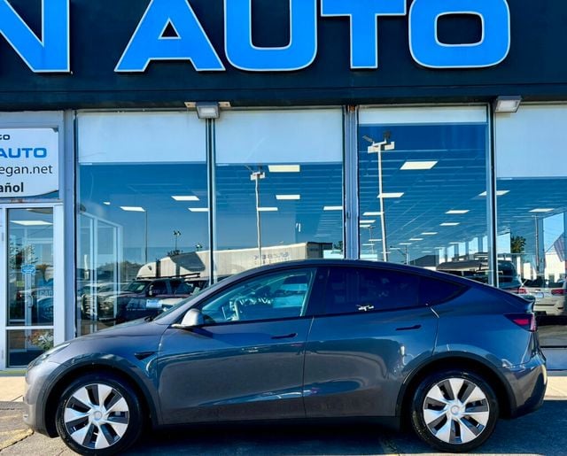 2021 Tesla Model Y Long Range AWD - 22930403 - 30