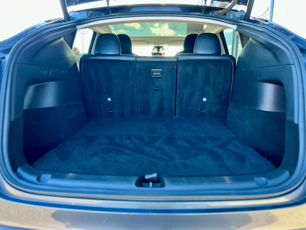 2021 Tesla Model Y Long Range AWD - 22930403 - 6