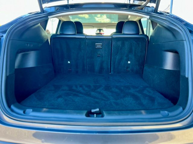 2021 Tesla Model Y Long Range AWD - 22930403 - 6