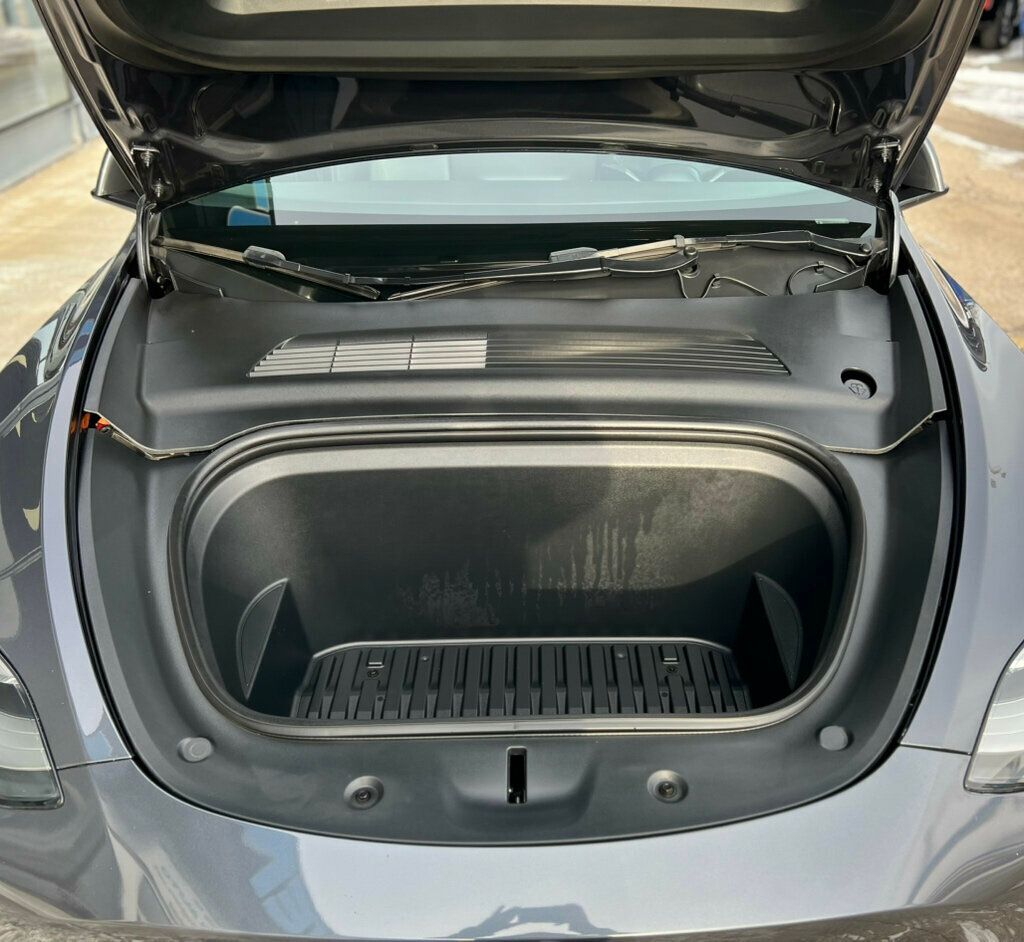 2021 Tesla Model Y Long Range AWD - 22970089 - 9