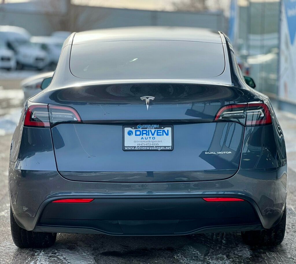 2021 Tesla Model Y Long Range AWD - 22970089 - 30