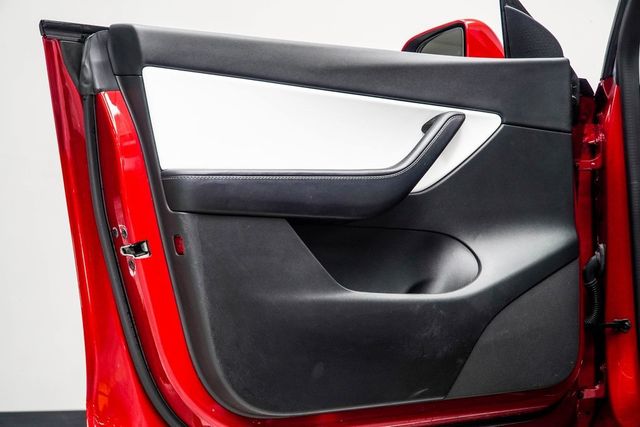 2021 Tesla Model Y Long Range AWD - 22983358 - 29