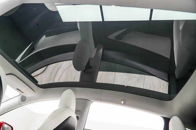 2021 Tesla Model Y Long Range AWD - 22983358 - 36