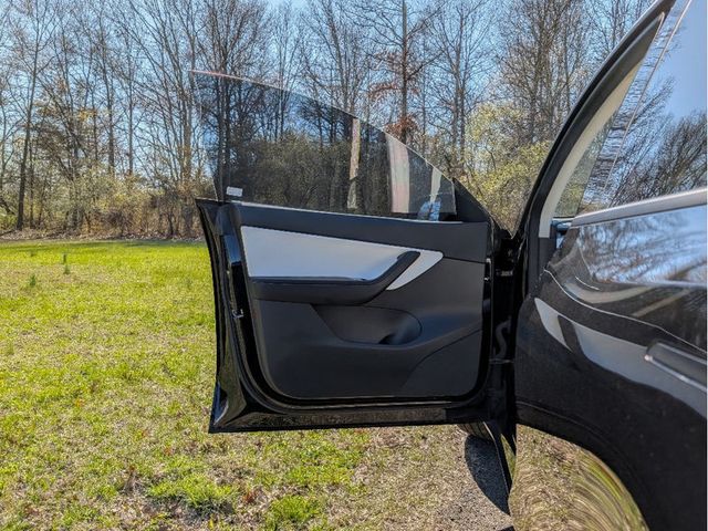 2021 Tesla Model Y Long Range AWD - 23008001 - 9