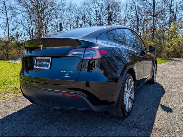 2021 Tesla Model Y Long Range Dual Motor All-Wheel Drive's photo