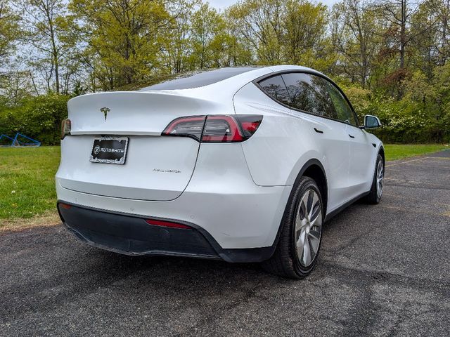 2021 Tesla Model Y Long Range Dual Motor All-Wheel Drive's photo