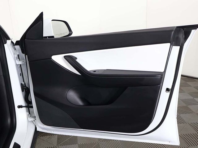2021 Tesla Model Y Long Range AWD - 22962329 - 25