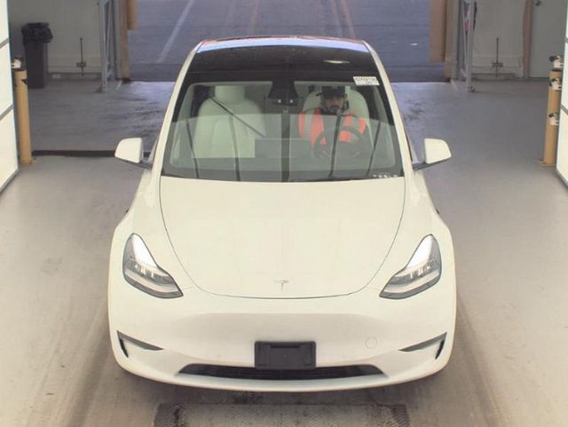 2021 Tesla Model Y Long Range AWD - 22962329 - 2